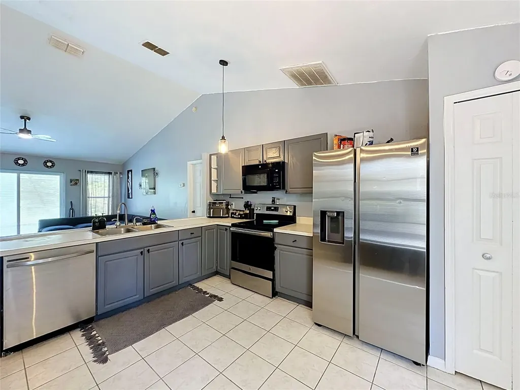 240 Sunrise Road Davenport FL 33837
