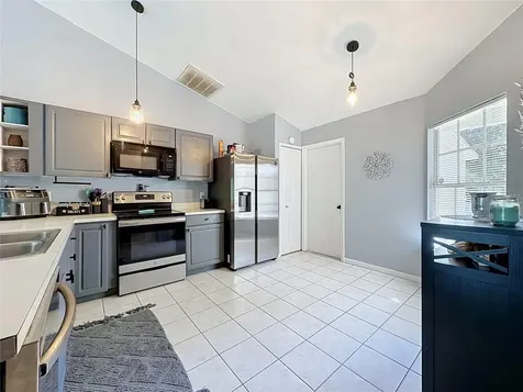 240 Sunrise Road Davenport FL 33837