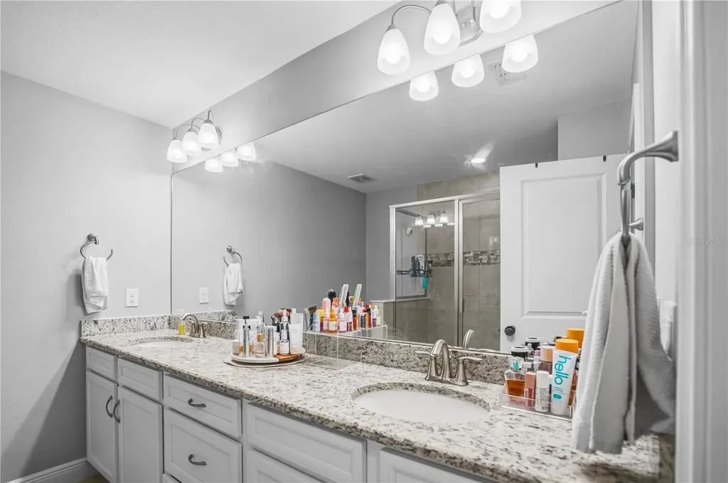 1309 Sunset Wind Loop Oldsmar FL 34677
