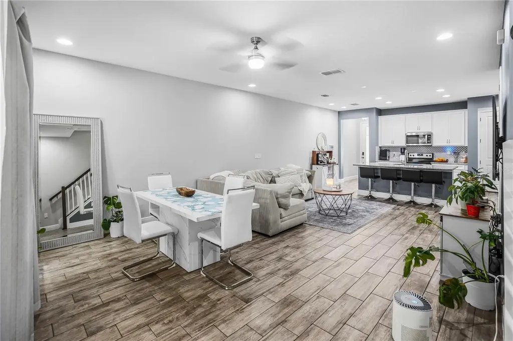 1309 Sunset Wind Loop Oldsmar FL 34677