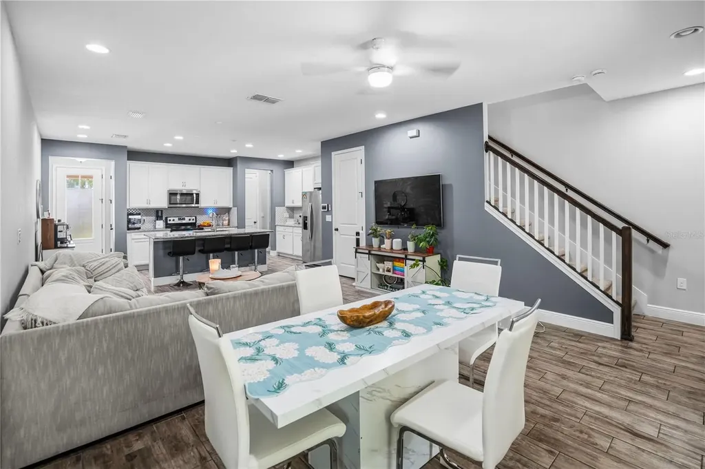 1309 Sunset Wind Loop Oldsmar FL 34677