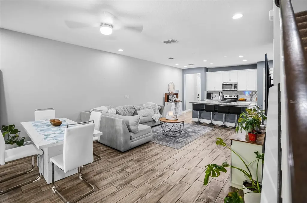1309 Sunset Wind Loop Oldsmar FL 34677