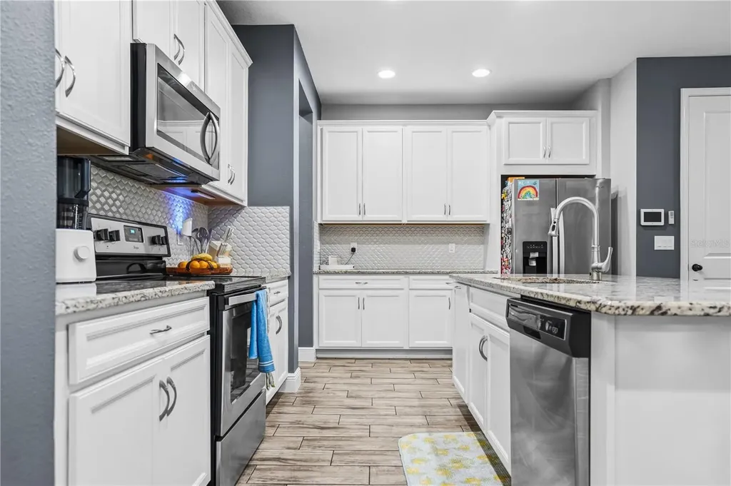 1309 Sunset Wind Loop Oldsmar FL 34677
