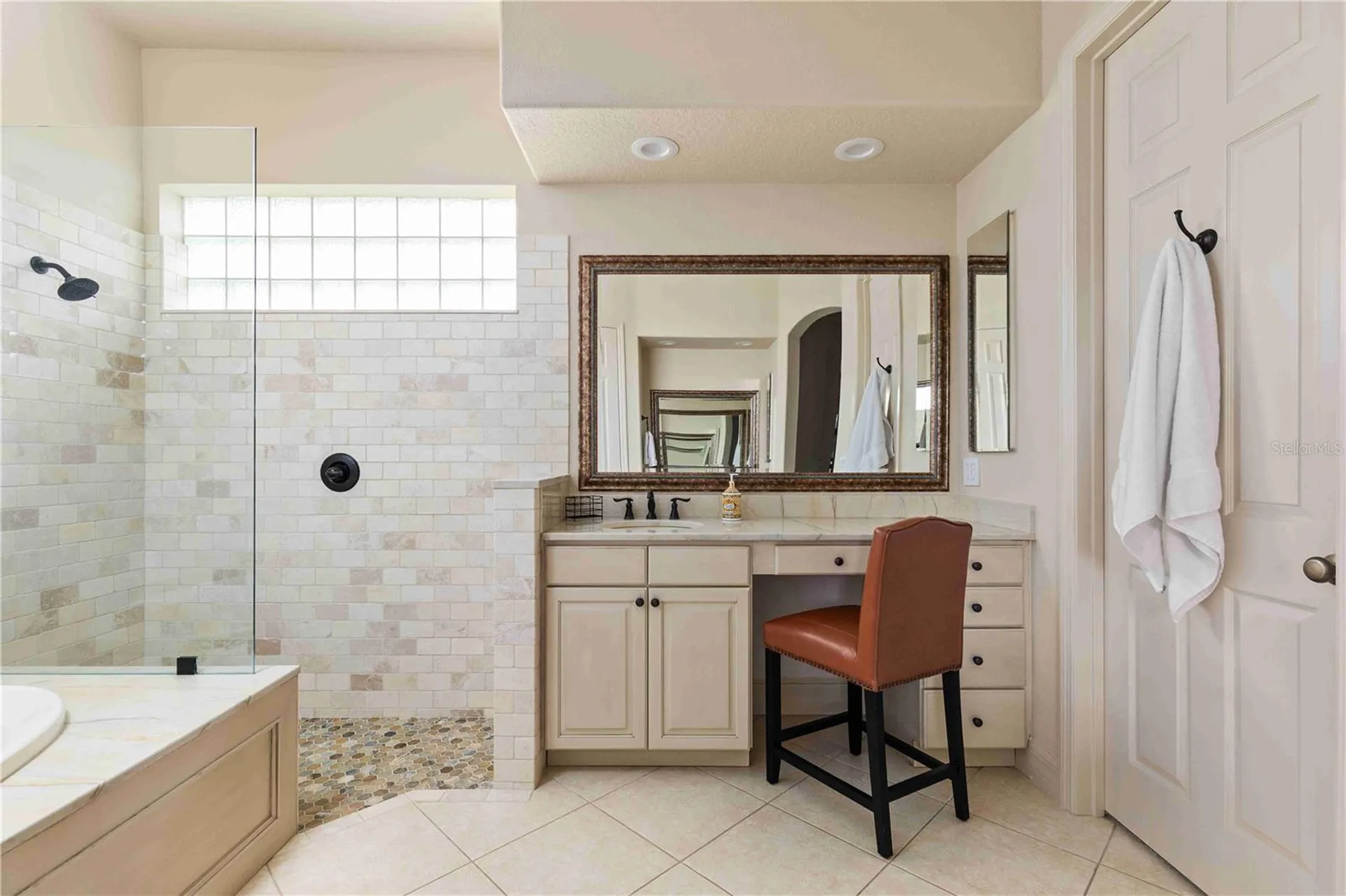 10006 Discovery Terrace Bradenton FL 34212