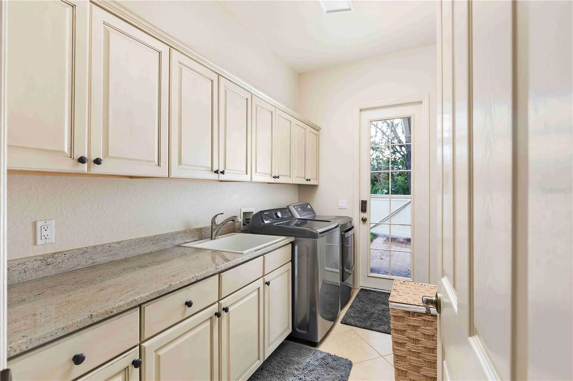 10006 Discovery Terrace Bradenton FL 34212