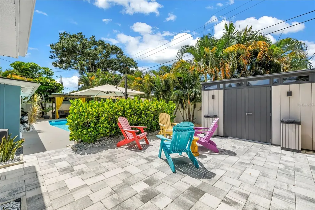5237 23rd Avenue N St Petersburg FL 33710