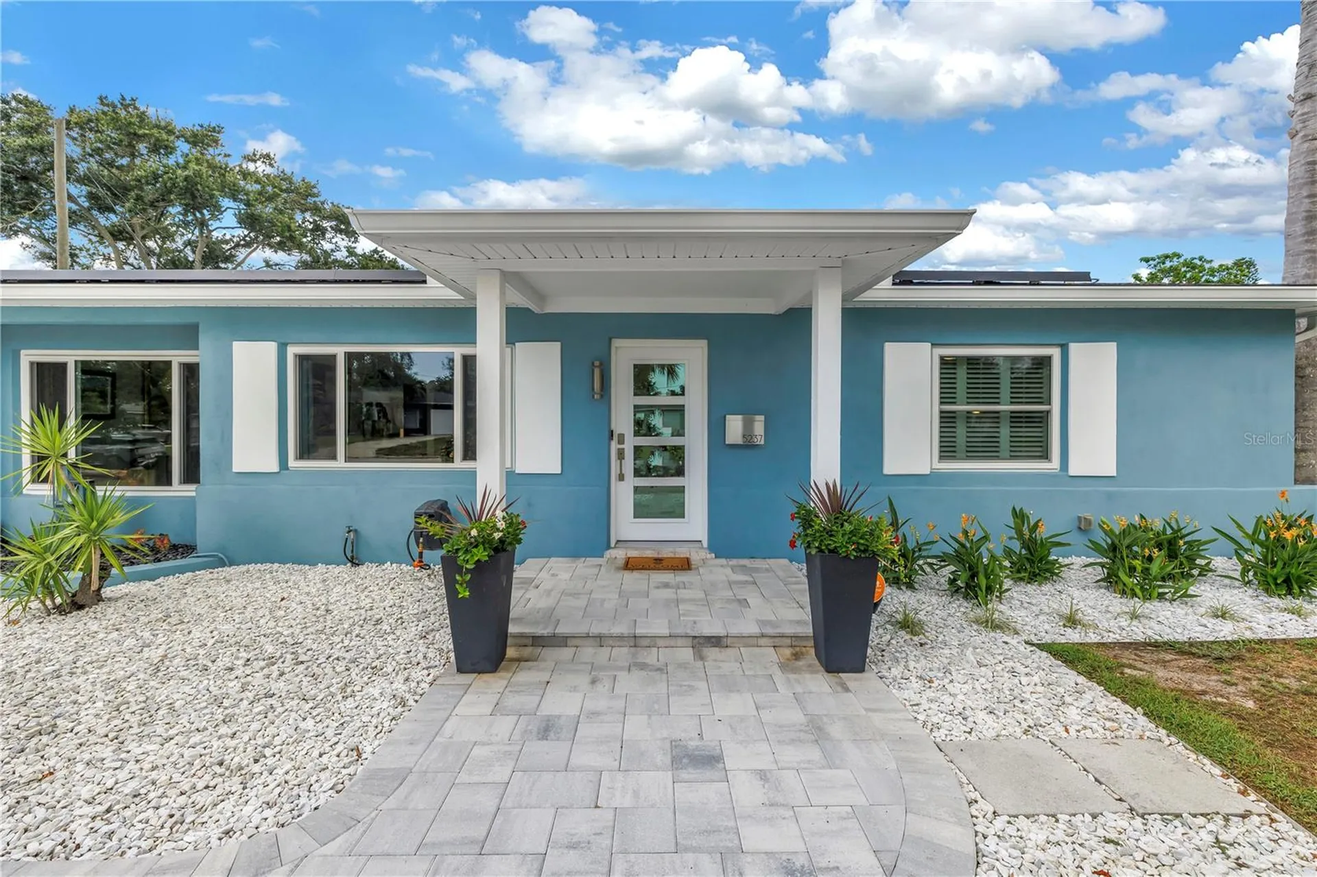 5237 23rd Avenue N St Petersburg FL 33710