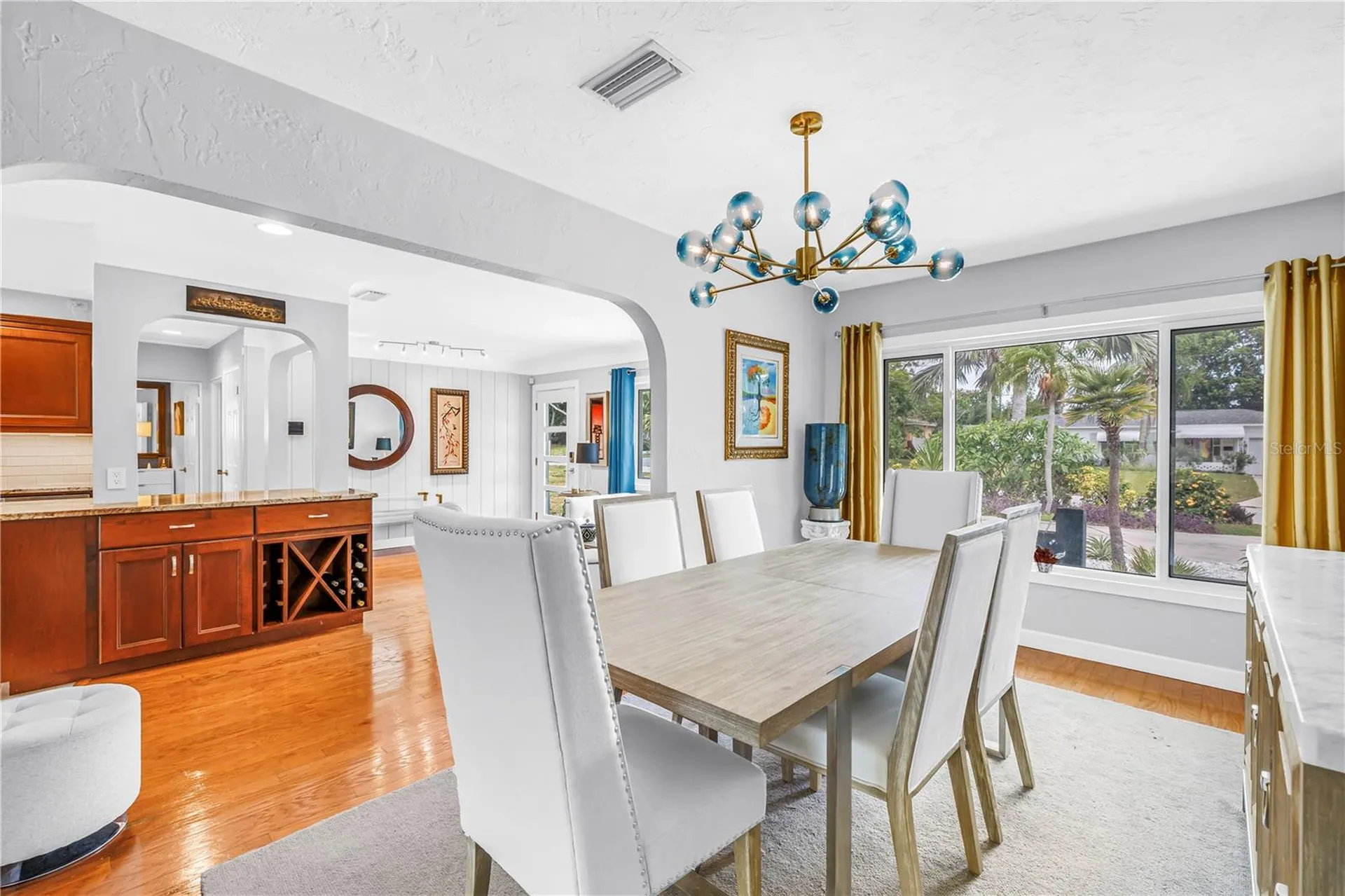 5237 23rd Avenue N St Petersburg FL 33710