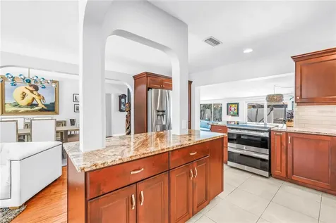 5237 23rd Avenue N St Petersburg FL 33710