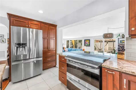 5237 23rd Avenue N St Petersburg FL 33710