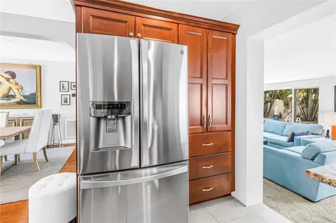 5237 23rd Avenue N St Petersburg FL 33710