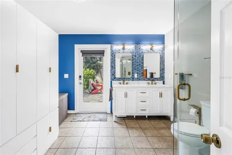 5237 23rd Avenue N St Petersburg FL 33710