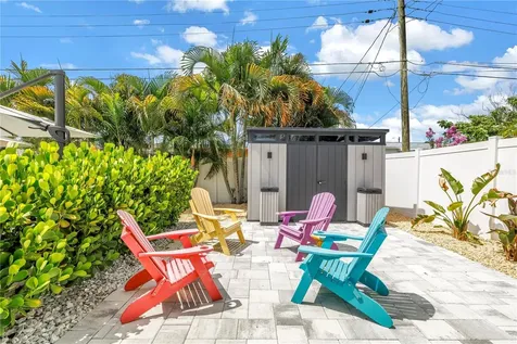 5237 23rd Avenue N St Petersburg FL 33710