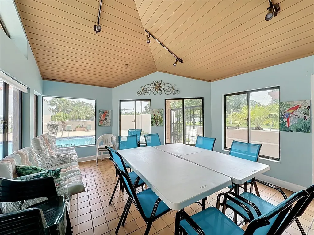 4817 Normandy Place Orlando FL 32811