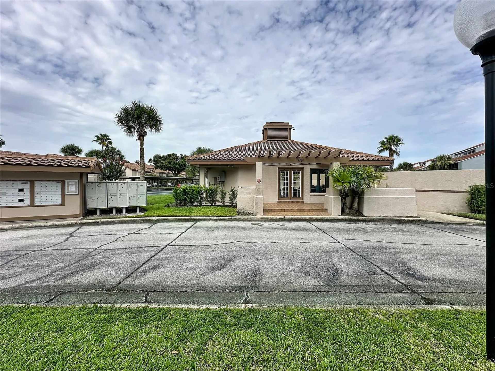 4817 Normandy Place Orlando FL 32811