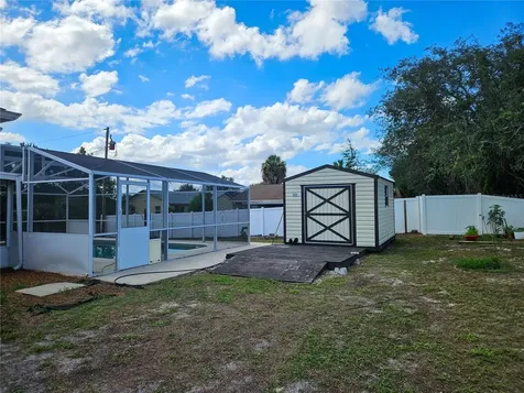 952 Trumbull Street Deltona FL 32725