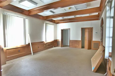 5431 E Silver Springs Boulevard Silver Springs FL 34488