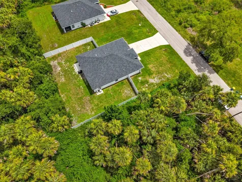 203 Cayuga Street Port Charlotte FL 33954