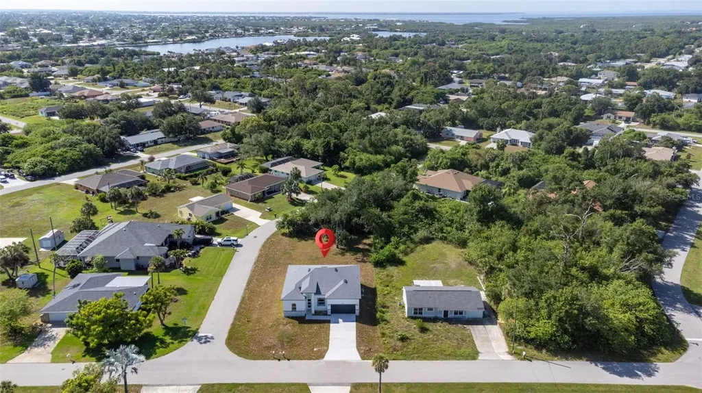 543 Chamber Street NW Port Charlotte FL 33948