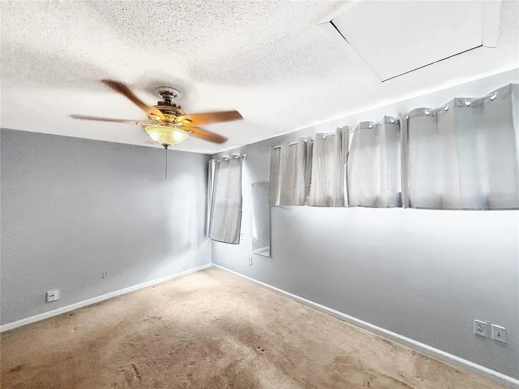 12216 Fox Hound Lane Orlando FL 32826