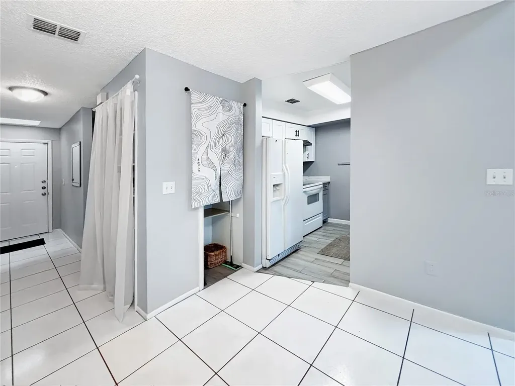 12216 Fox Hound Lane Orlando FL 32826