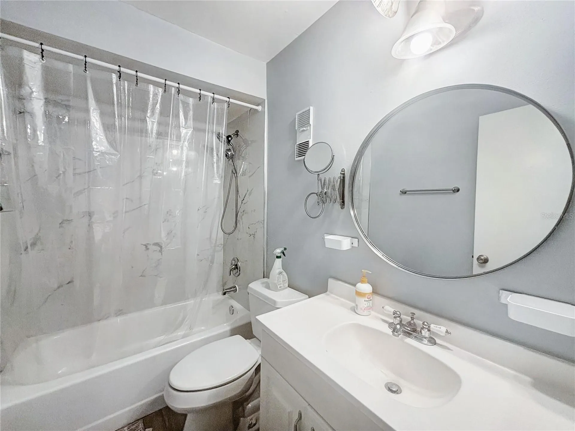 12216 Fox Hound Lane Orlando FL 32826