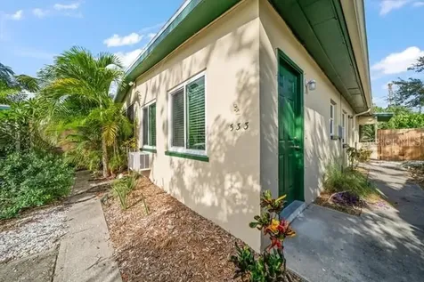 533 Yelvington Avenue Clearwater FL 33756