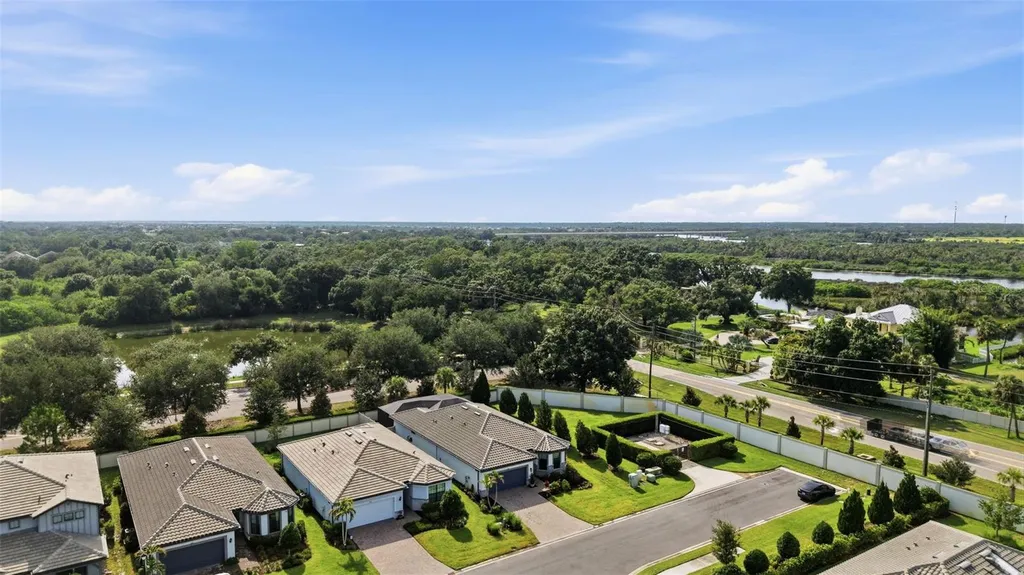824 Gadwall Court Bradenton FL 34212