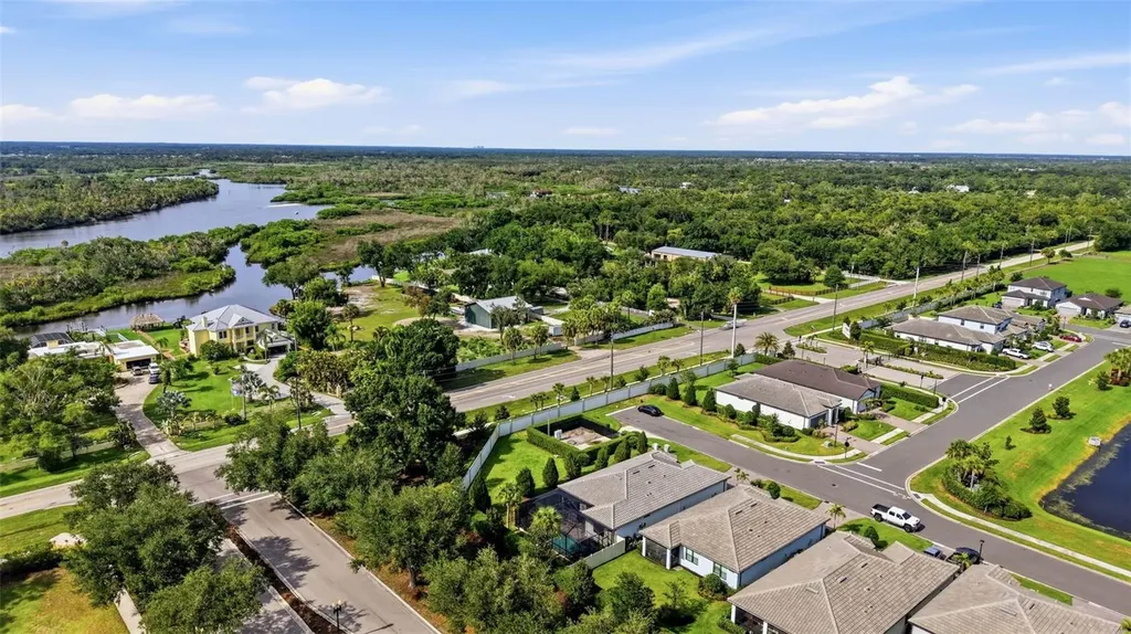 824 Gadwall Court Bradenton FL 34212