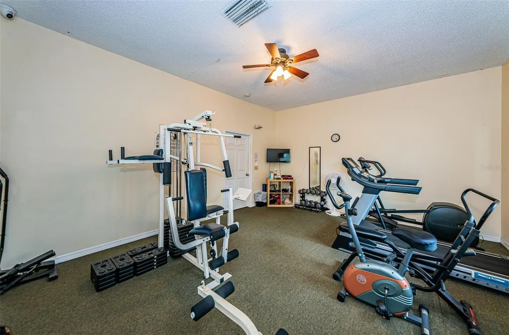 1686 Seascape Circle Tarpon Springs FL 34689