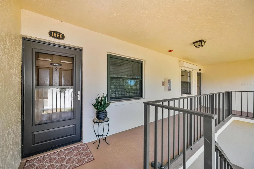 1686 Seascape Circle Tarpon Springs FL 34689