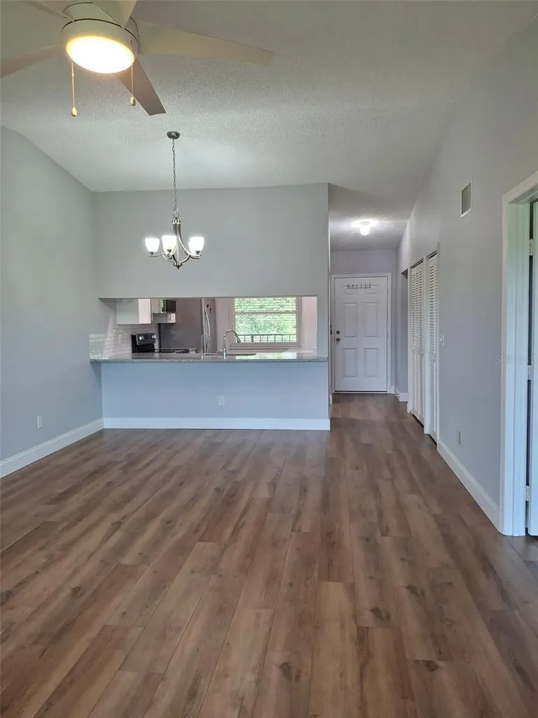 1686 Seascape Circle Tarpon Springs FL 34689
