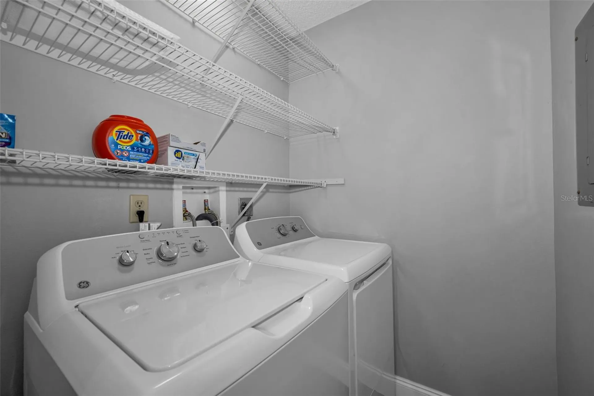 1686 Seascape Circle Tarpon Springs FL 34689