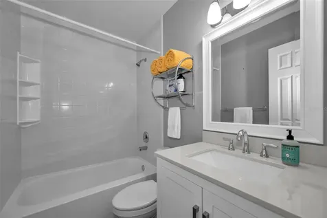 1686 Seascape Circle Tarpon Springs FL 34689