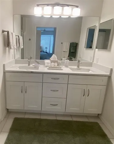 9590 High Gate Drive Sarasota FL 34238