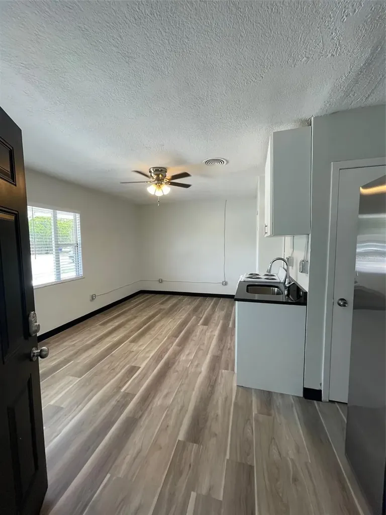 707 Rosery Road NW Largo FL 33770