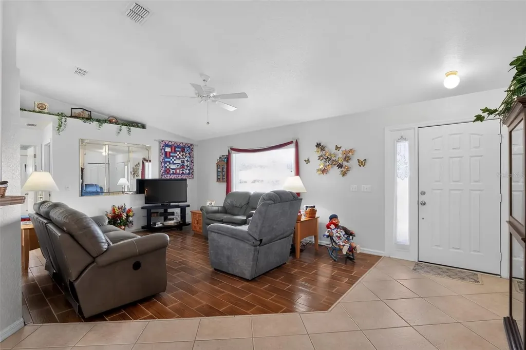 9961 SW 61st Court Ocala FL 34476