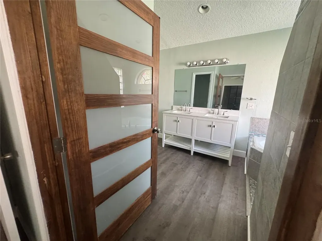 10941 Mill Pond Way Orlando FL 32825