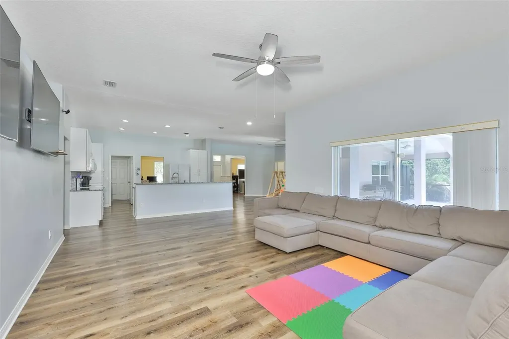 10234 Bloomfield Hills Drive Seffner FL 33584