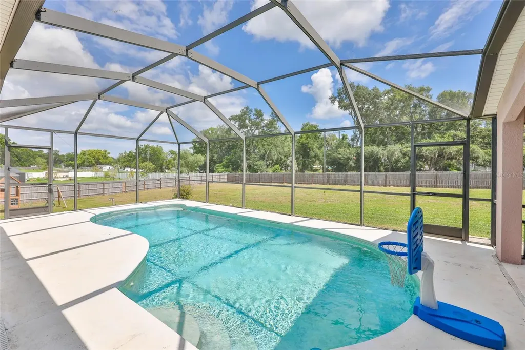 10234 Bloomfield Hills Drive Seffner FL 33584