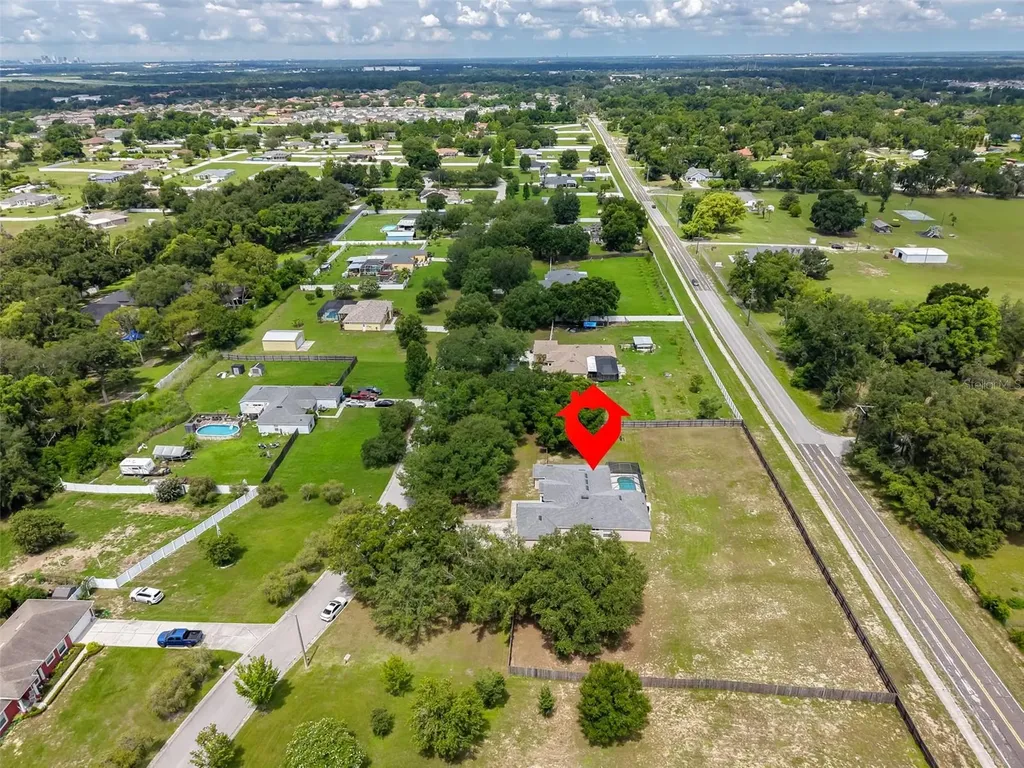 10234 Bloomfield Hills Drive Seffner FL 33584