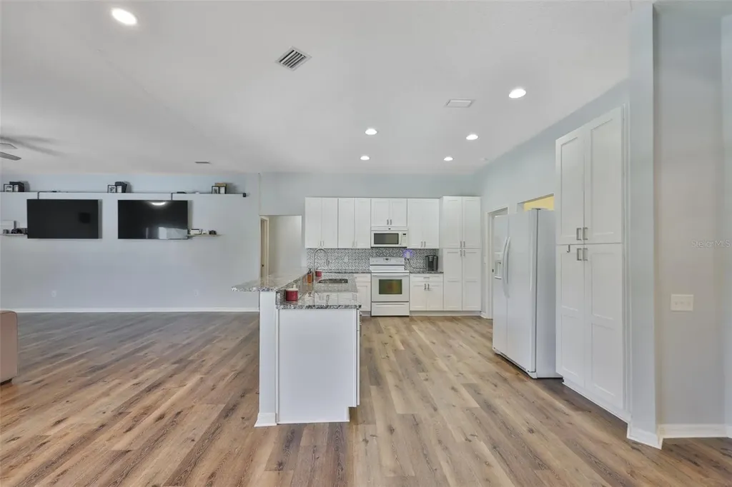 10234 Bloomfield Hills Drive Seffner FL 33584