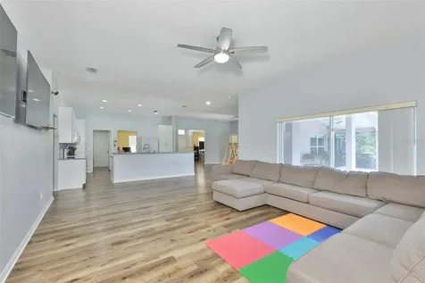 10234 Bloomfield Hills Drive Seffner FL 33584