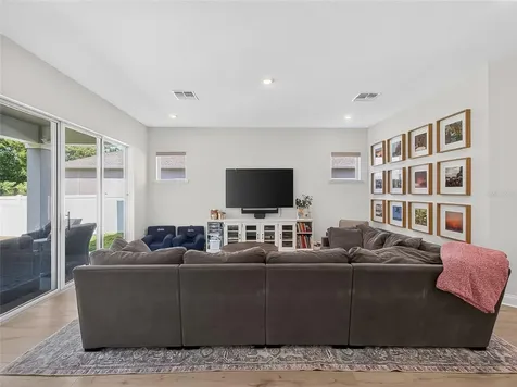 7060 Winding Lake Circle Oviedo FL 32765