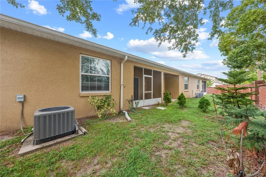 1779 Barton Towne Circle St Cloud FL 34769