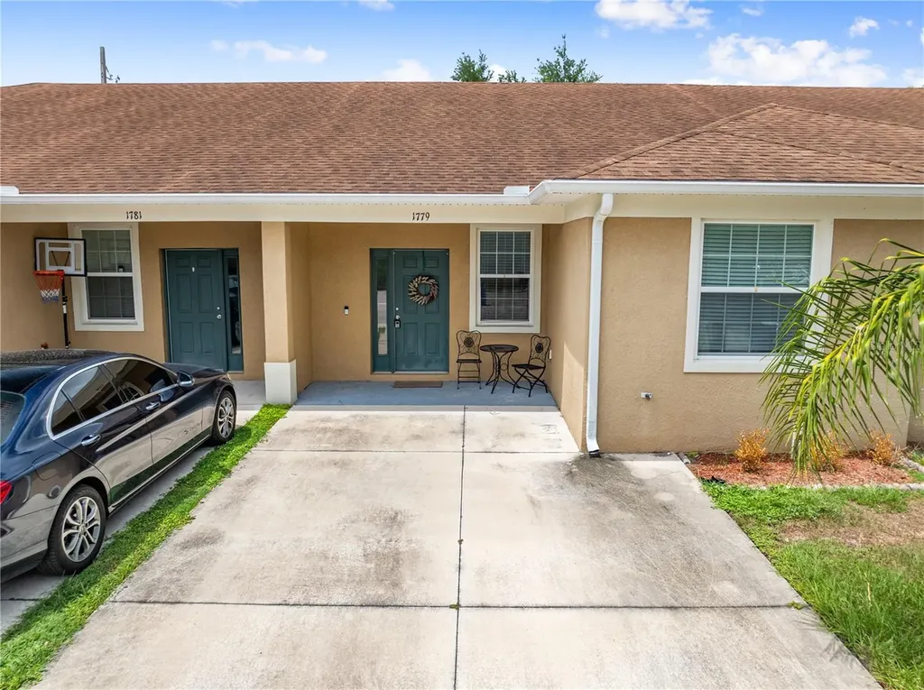 1779 Barton Towne Circle St Cloud FL 34769