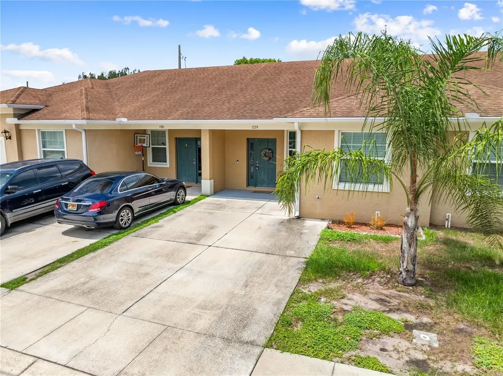 1779 Barton Towne Circle St Cloud FL 34769