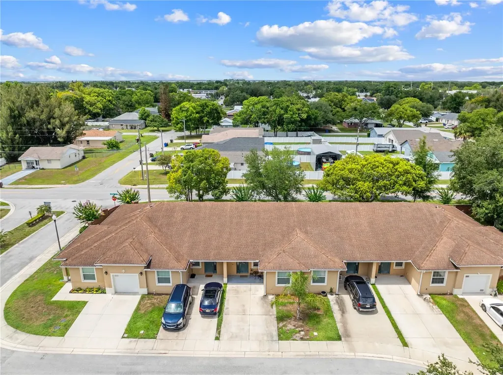 1779 Barton Towne Circle St Cloud FL 34769