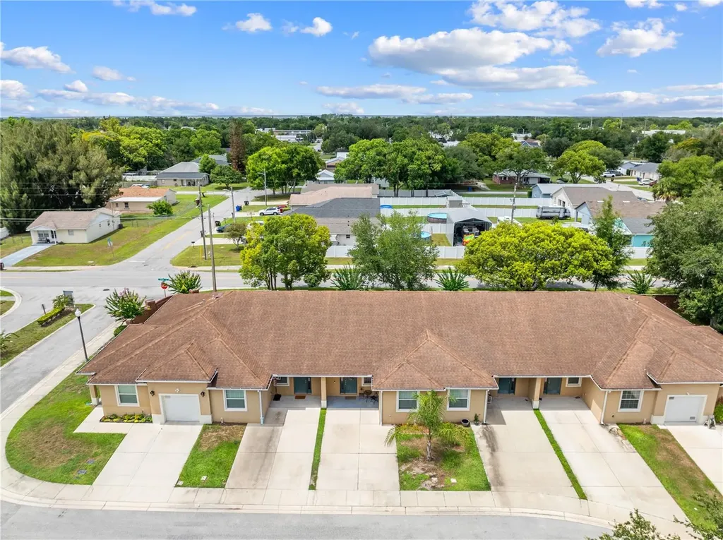 1779 Barton Towne Circle St Cloud FL 34769
