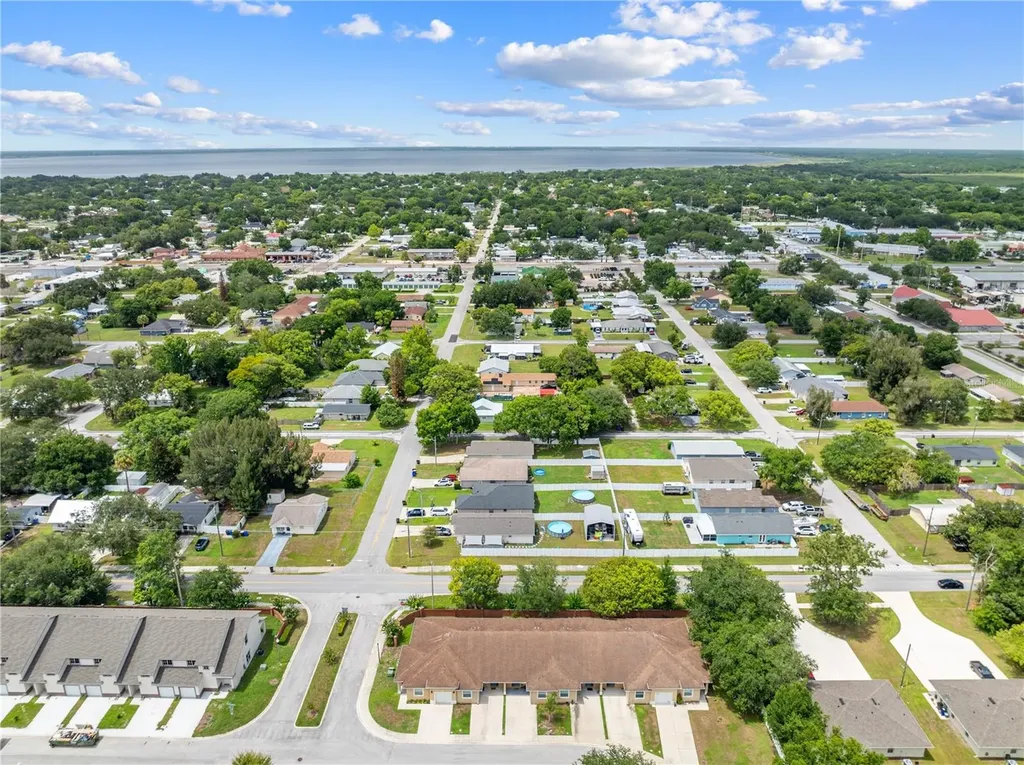 1779 Barton Towne Circle St Cloud FL 34769